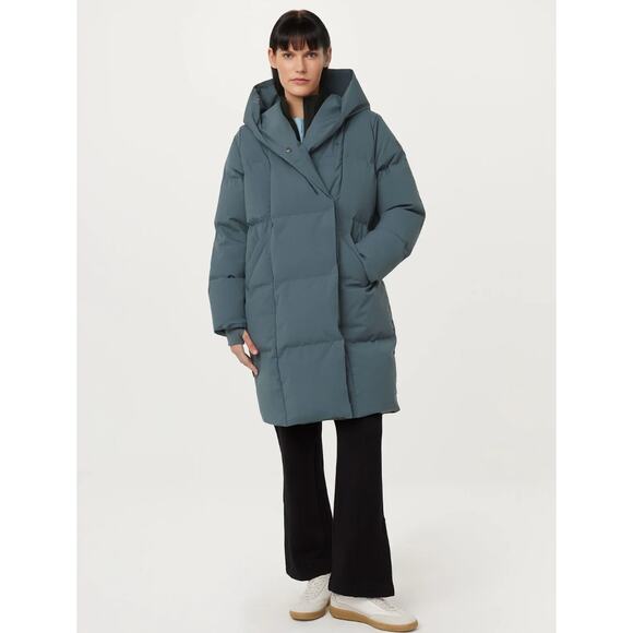 EUC $449 Frank & Oak The Hygge Puffer Coat in Taupe - Picture 8 of 13